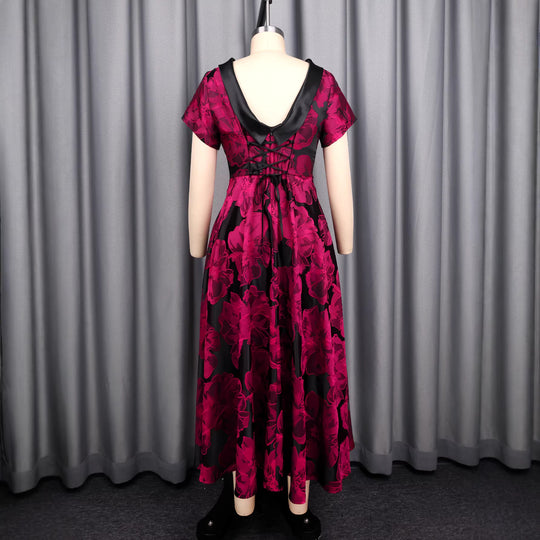 Damen Elegantes Midikleid mit floralem Design und strukturiertem Oberteil EB