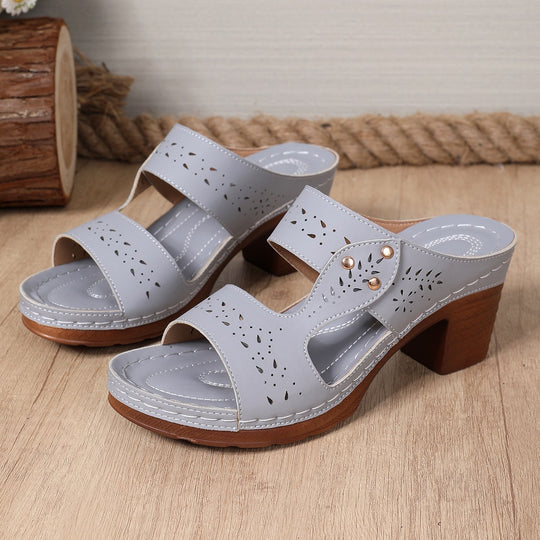 Damen Design-Sandalen mit verstellbarem Riemen und geschmackvoller Perforierung EB