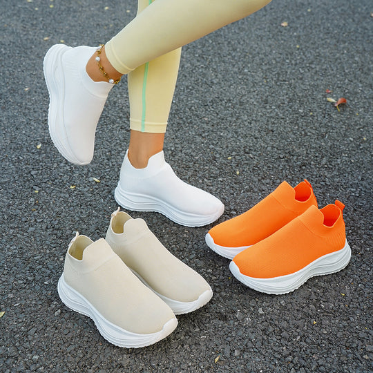 Damen sportliche Slip-On Sneakers mit atmungsaktivem Obermaterial und dämpfender Sohle EB