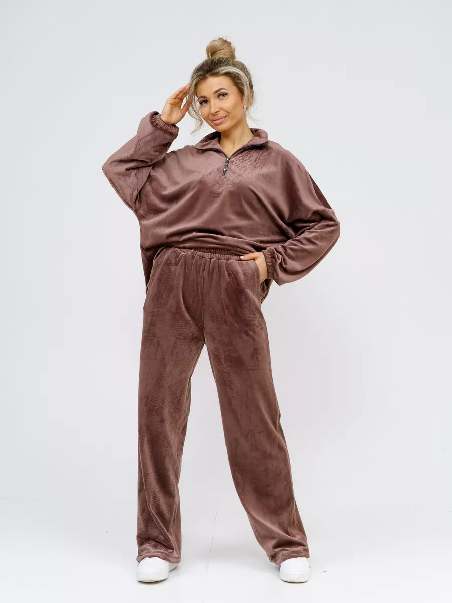 Damen samtiges zweiteiliges Lounge-Set mit Kapuzen-Halbzip und elastischer Bundhose EB