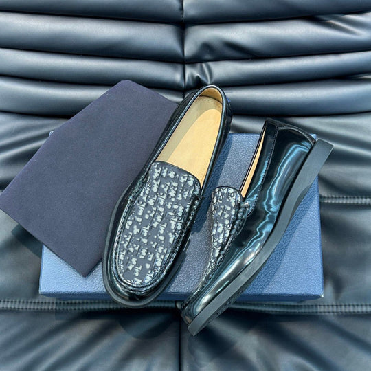 Damen Mokassin aus hochwertigem Leder mit elegantem Zierdetail EB