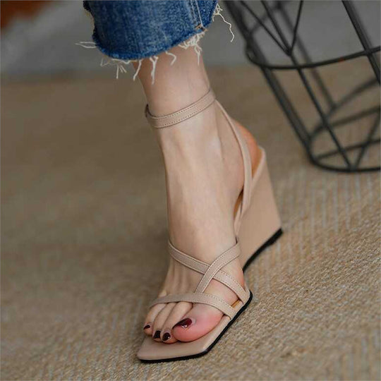 Damen elegante Plateau-Sandalen mit verstellbarem Riemendesign EB