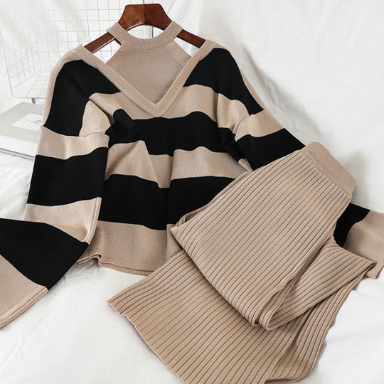 Damen modisches Strick-Loungewear-Set mit Streifenmuster und hohem Kragen EB