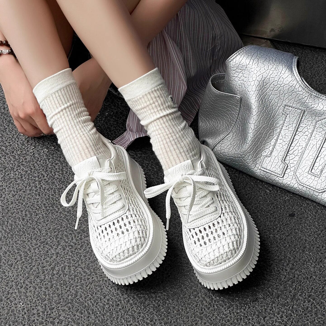 Damen Sportliche Sneaker mit atmungsaktivem Netzdesign und komfortabler Plateau-Sohle EB