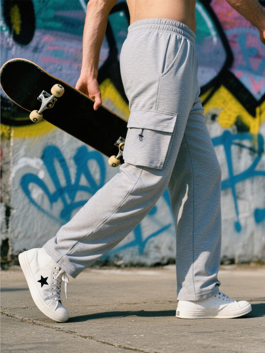 Herren Relaxed-Fit Cargo-Jogginghose mit elastischem Bund, Klapptasche & Tunnelzug EB