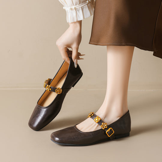 Damen Ballerinas mit dekorativem Riemchen und Blumenakzenten EB