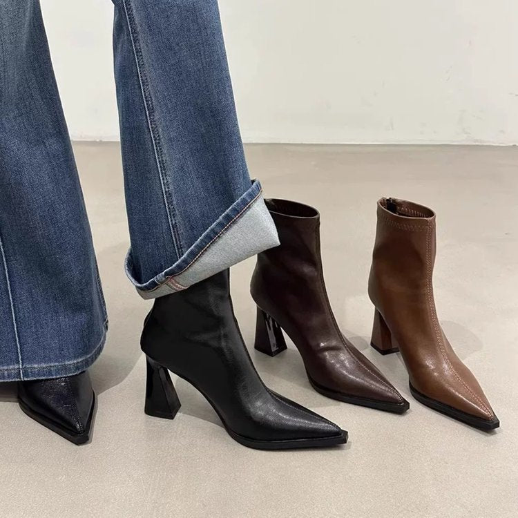 Damen elegante Ankle Boots mit spitzem Design und komfortablem Blockabsatz EB