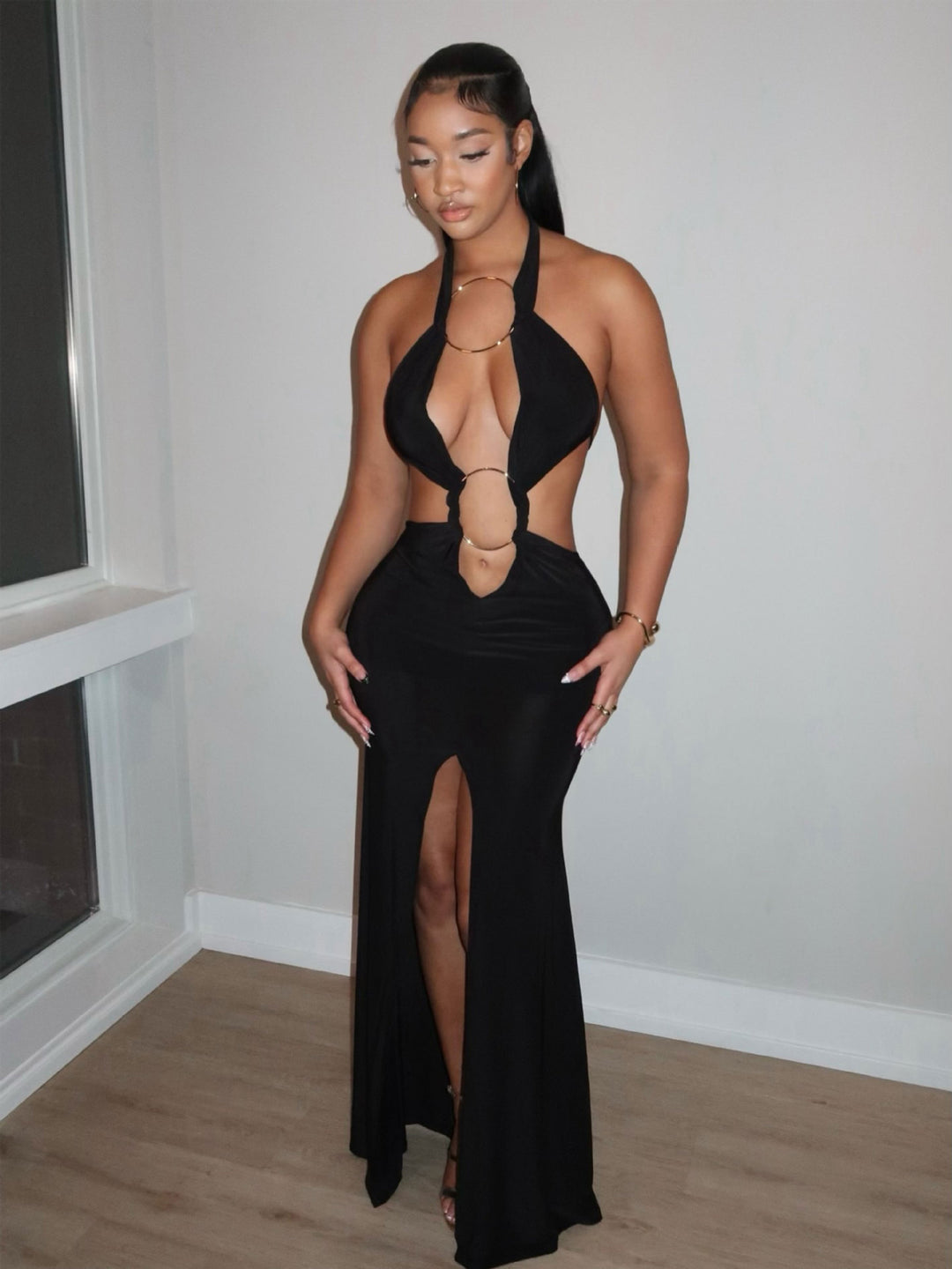 Damen aufregendes Maxikleid mit tiefem V-Ausschnitt und eleganten Raffungselementen EB