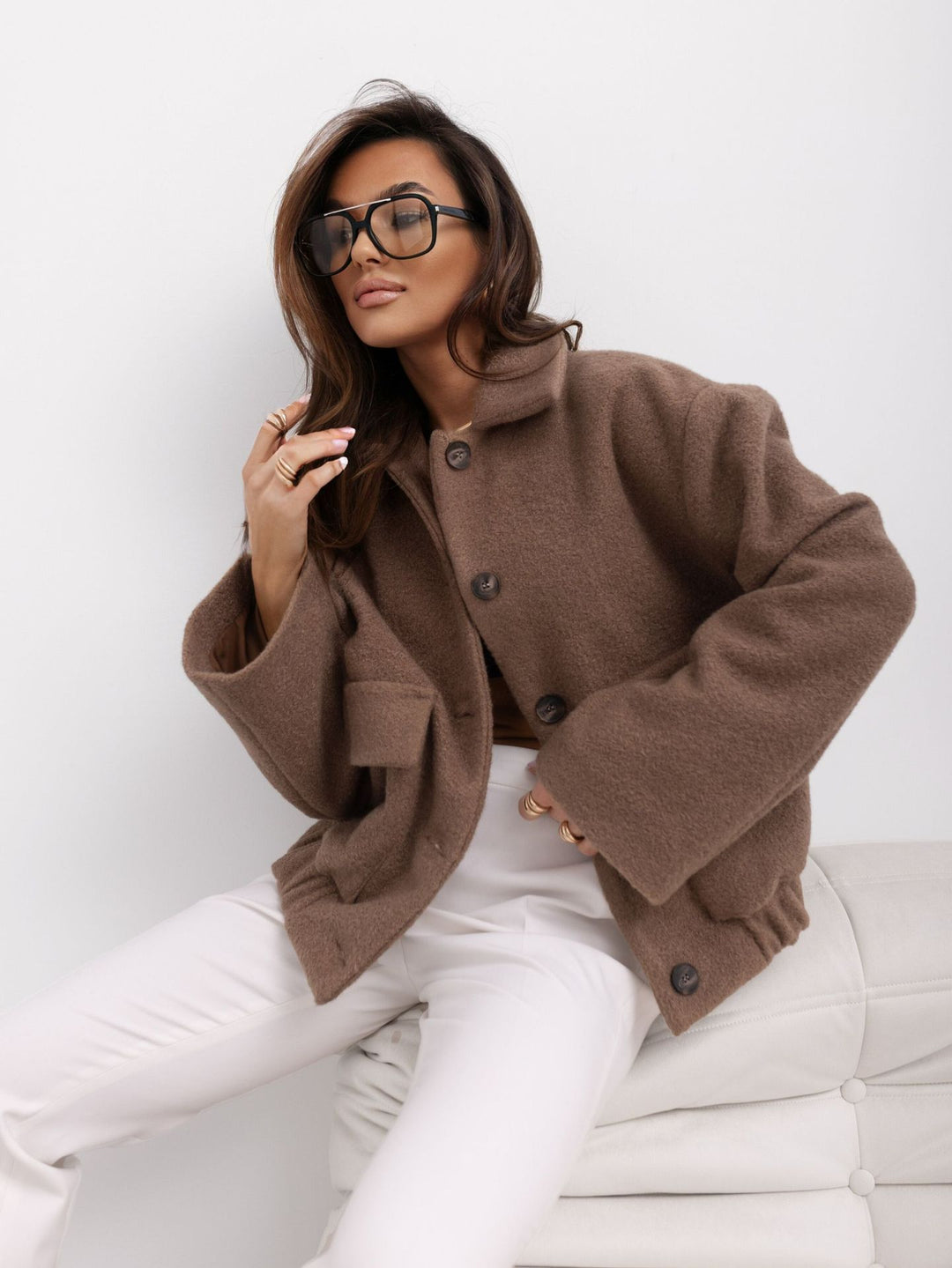 Damen Kuschelige Overshirtjacke im lässigen Stil mit praktischen Taschen und Knopfverschluss EB