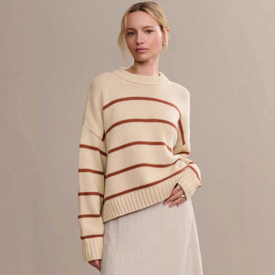 Damen gestrickter Pullover mit breitem Streifenmuster und lässigem Schnitt EB