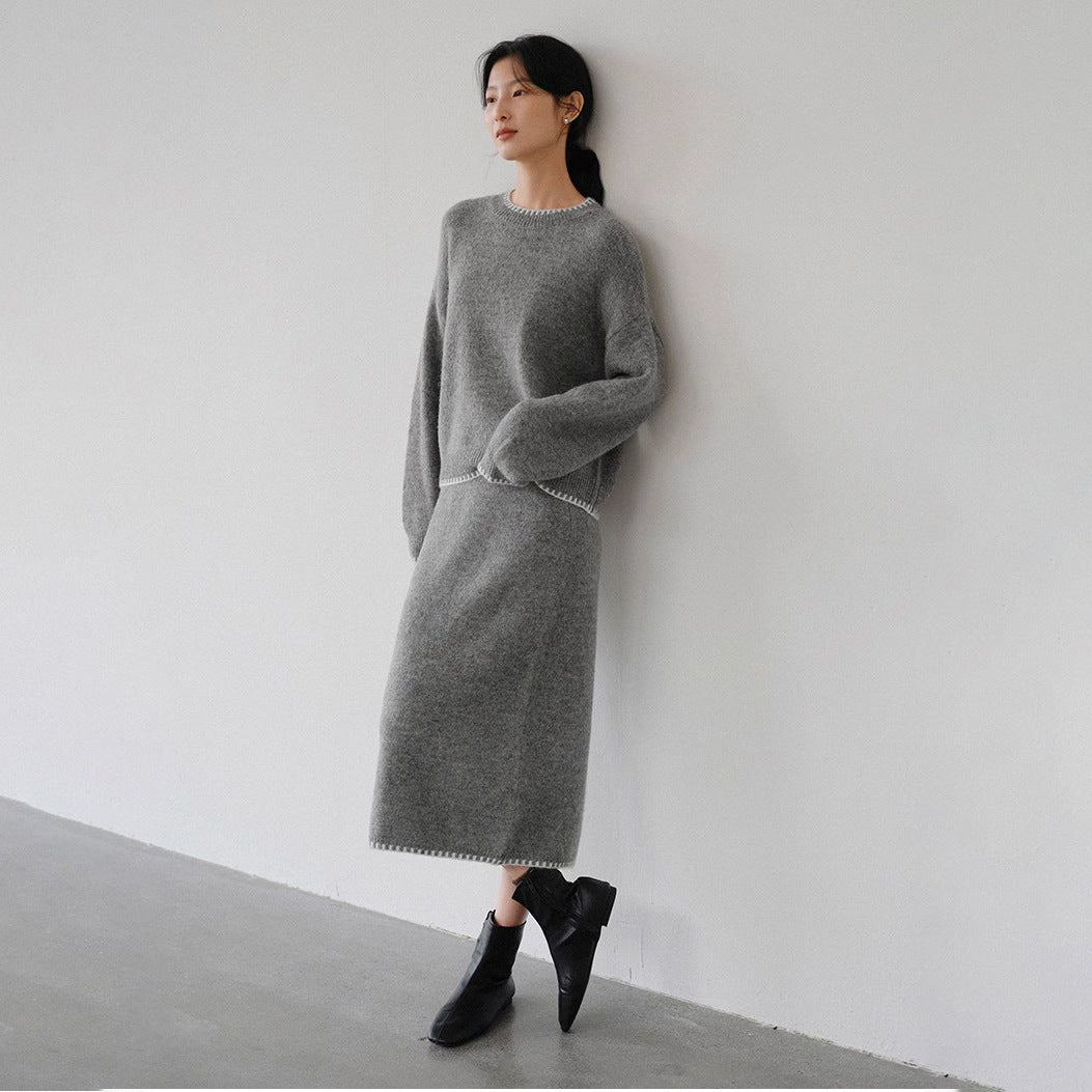 Damen weiches Strickoutfit mit feinen Details und lässigem Schnitt EB
