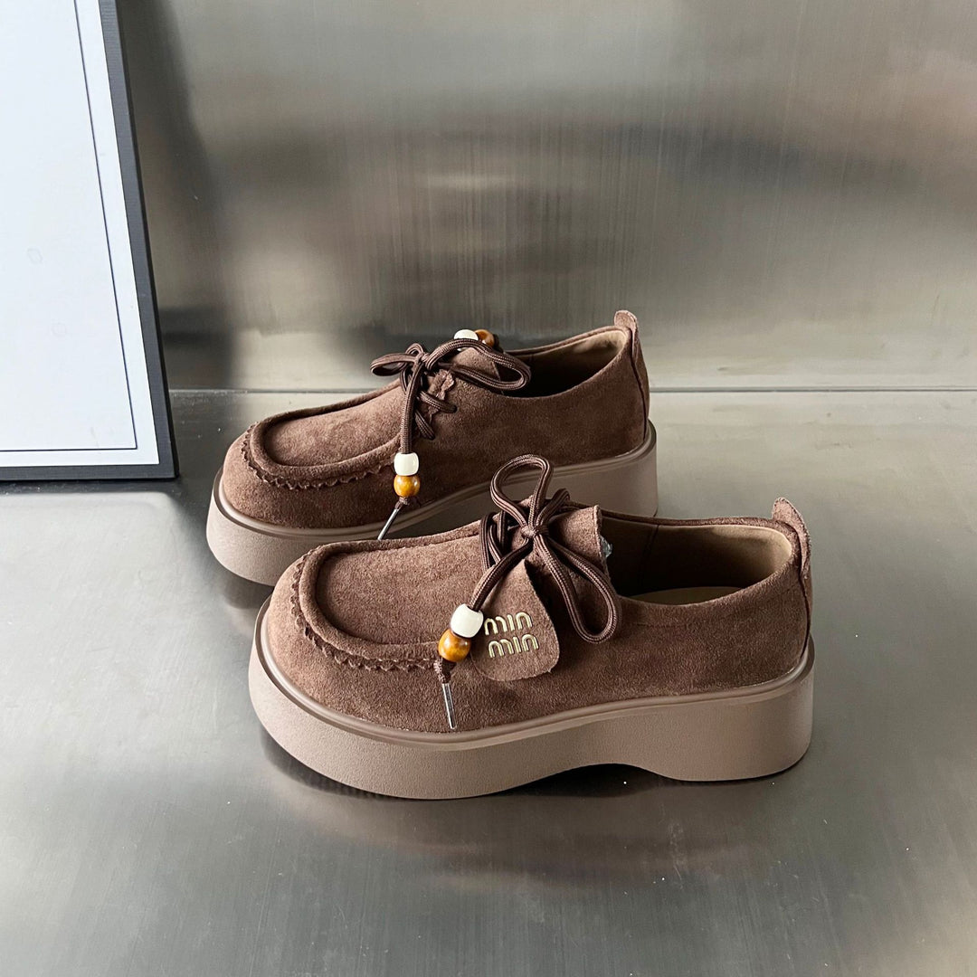 Damen Mokassin-Sneaker mit bequemer Plateau-Sohle und dekorativem Schnürsystem EB