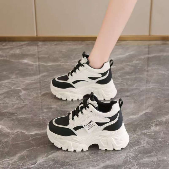 Damen Plattform Sneakers mit modischem Design und bequemer Dämpfung EB