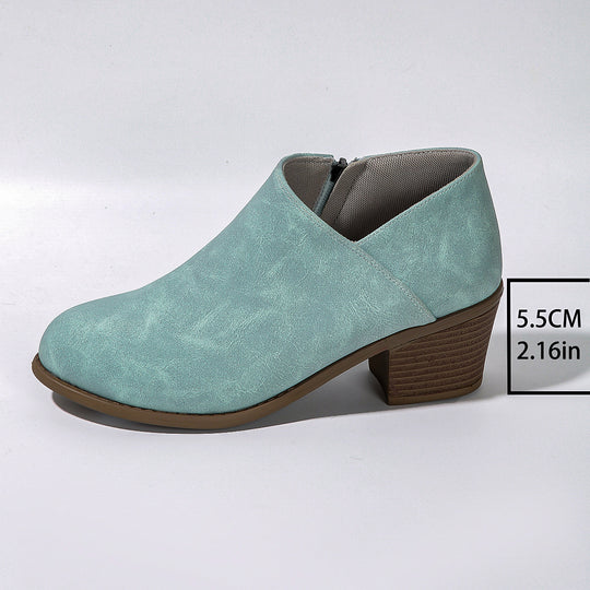 Damen kurze Stiefelette mit seitlichem Reißverschluss gepolstertem Komfortfußbett und stabilem Blockabsatz EB