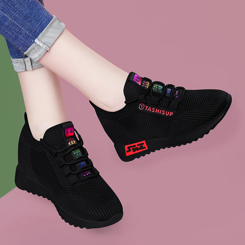Damen Sportliche und atmungsaktive Sneakers mit ergonomischer Passform EB