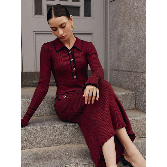 Damen Elegantes Strickkleid mit Kragen und Knopfdetails EB