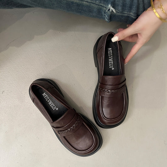 Damen modische Mokassins mit innovativem Plateau-Heel und dezenter Schnallenverzierung EB