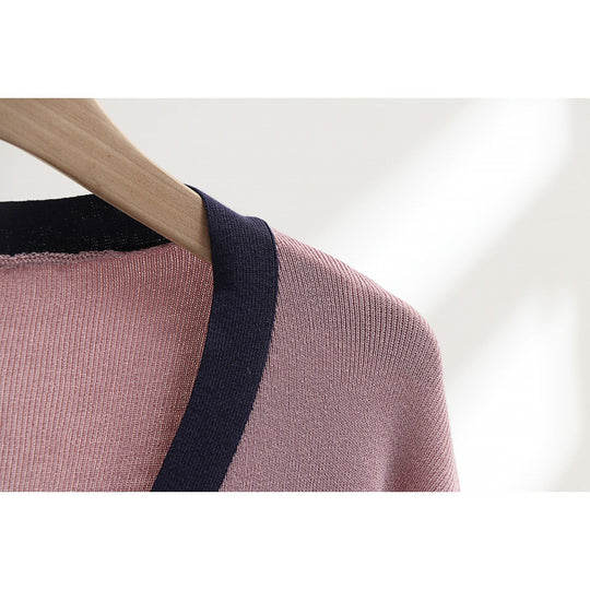 Damen elegantes Strick-Kombinationsset mit tiefem V-Ausschnitt und Kontrastdetails EB