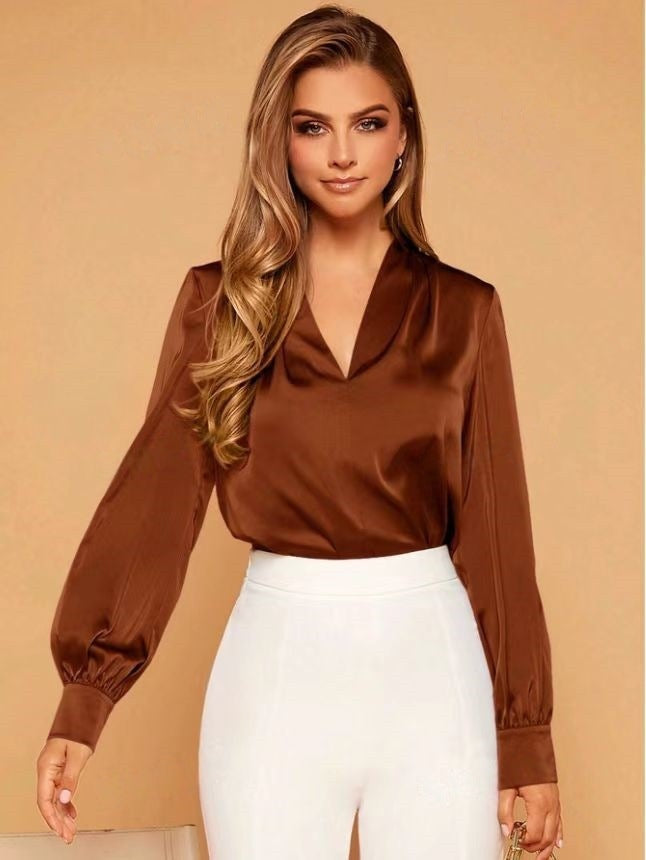 EB | V-Ausschnitt Langarm Satin Bluse