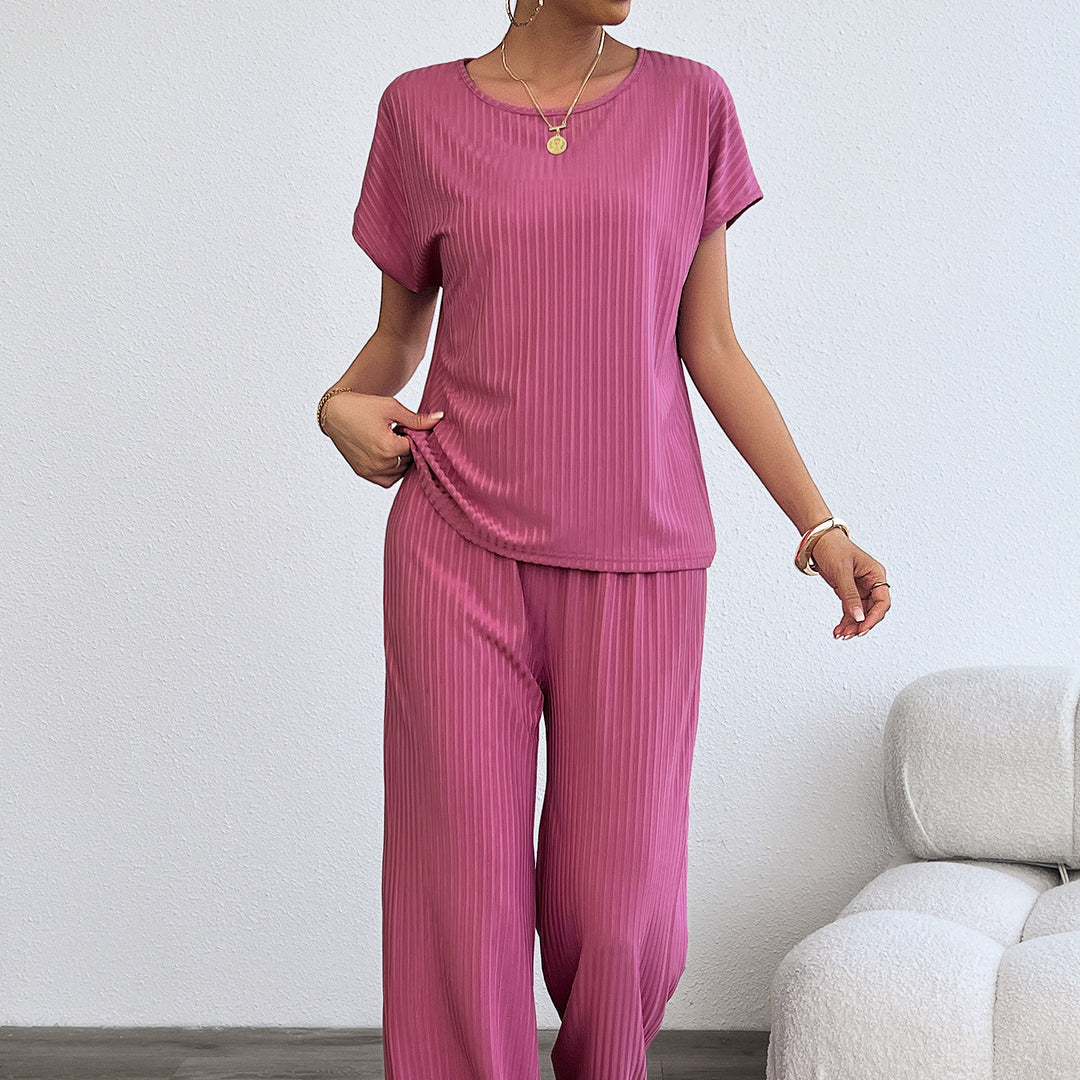 Damen Elegantes Lounge-Set mit feinen Streifen und entspannter Passform EB