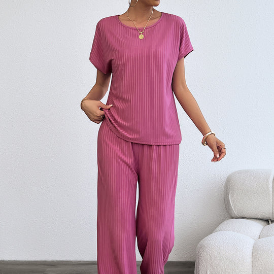 Damen Elegantes Lounge-Set mit feinen Streifen und entspannter Passform EB