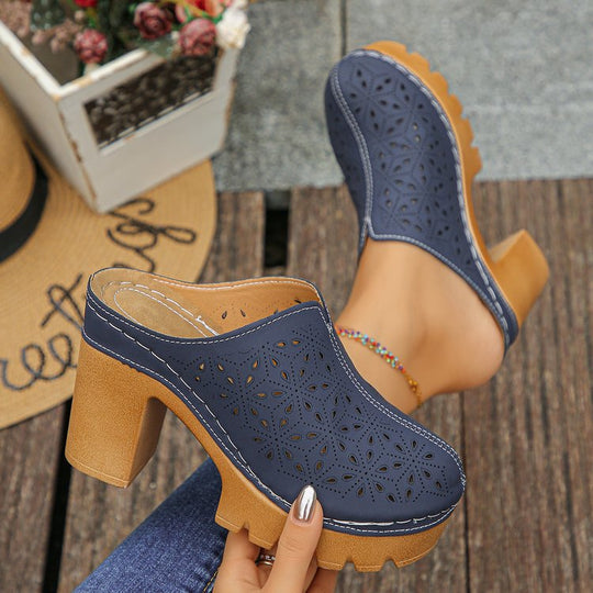 Damen Offene Clogs mit floralem Cut-Out Design und klobigem Absatz EB
