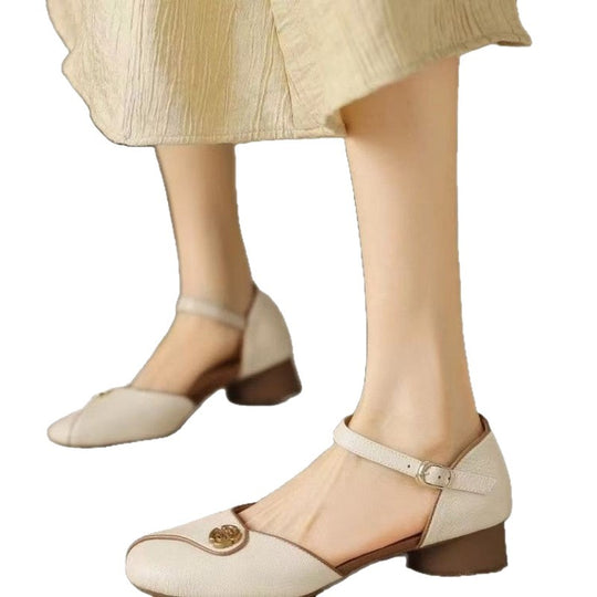 Damen Elegante Sling-Sandalen mit dekorativen Knopfdetails EB