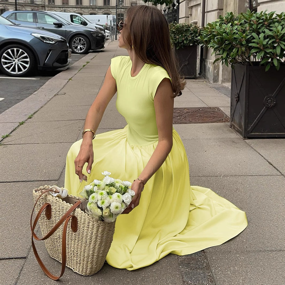 Damen Langes figurumspielendes Sommerkleid mit Längsnaht und elegantem Bund EB