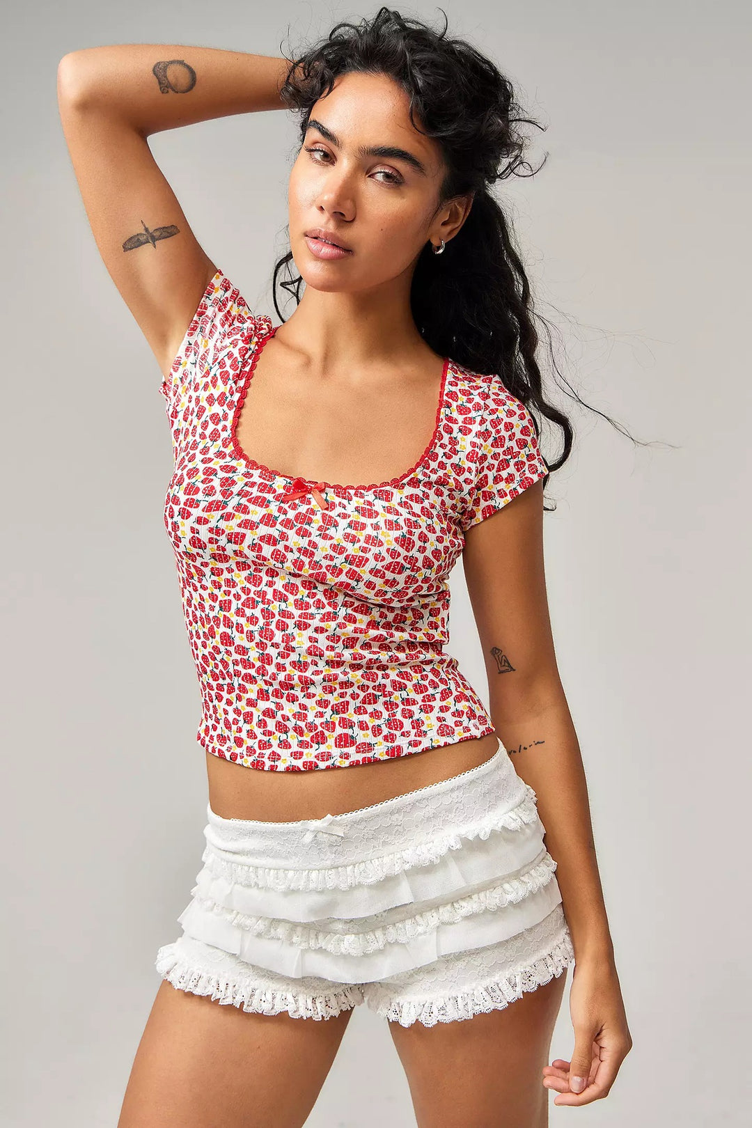 Damen Rüschen-Shorts mit elastischem Bund und verspieltem Design EB