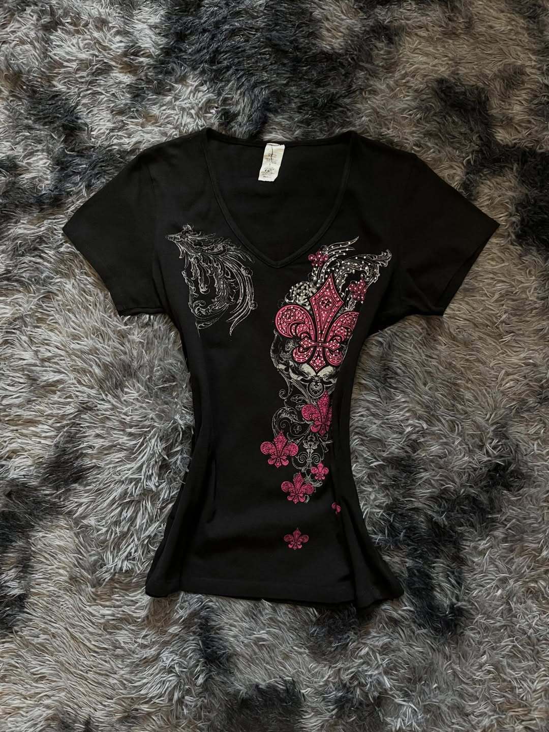 Damen T-Shirt mit einzigartigem floralem Design EB