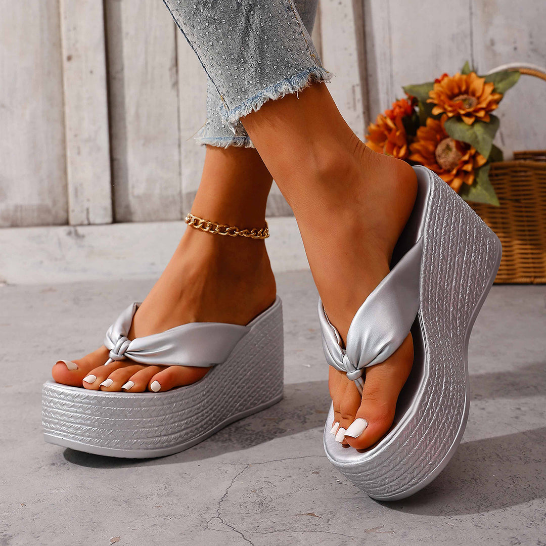 Damen Wedge-Pantoletten mit elegantem Knotted-Riemendesign und komfortabler Sohle EB