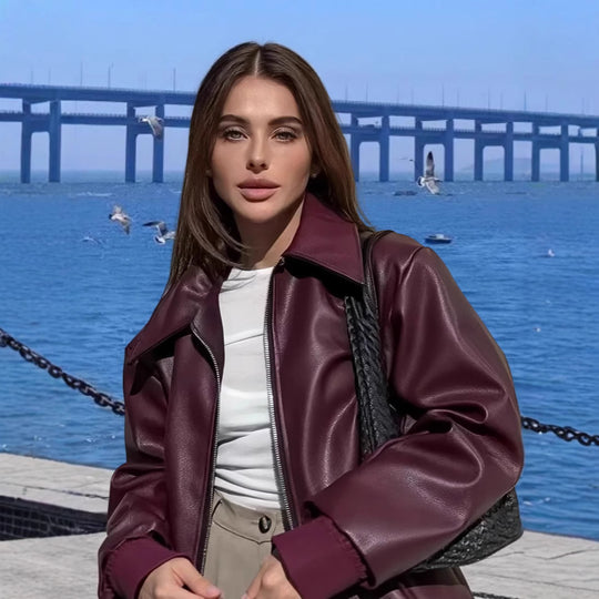 Damen moderne Bikerjacke mit glänzendem Kunstleder EB