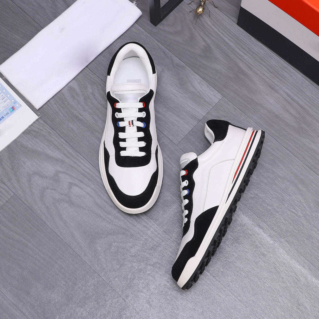 Damen Sportliche Leder Sneakers mit modischen Kontrasten von EB