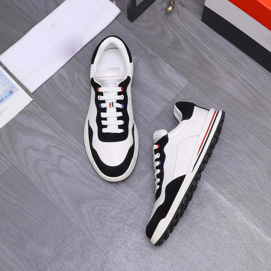 Damen Sportliche Leder Sneakers mit modischen Kontrasten von EB