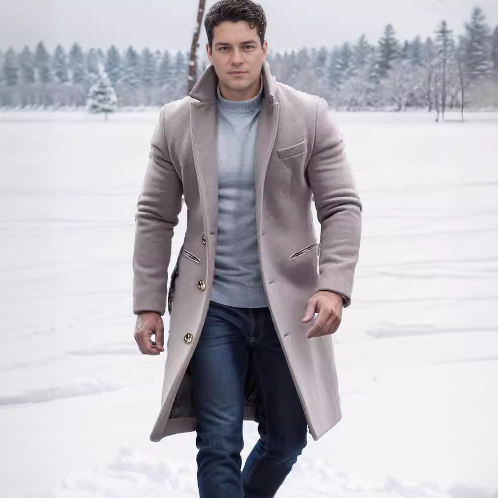 Herren eleganter Wollmantel mit schmalem Schnitt und goldenen Knöpfen EB