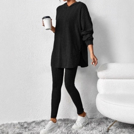 Damen Bequemes Lounge-Set mit Kapuze und schmalen Hosen EB