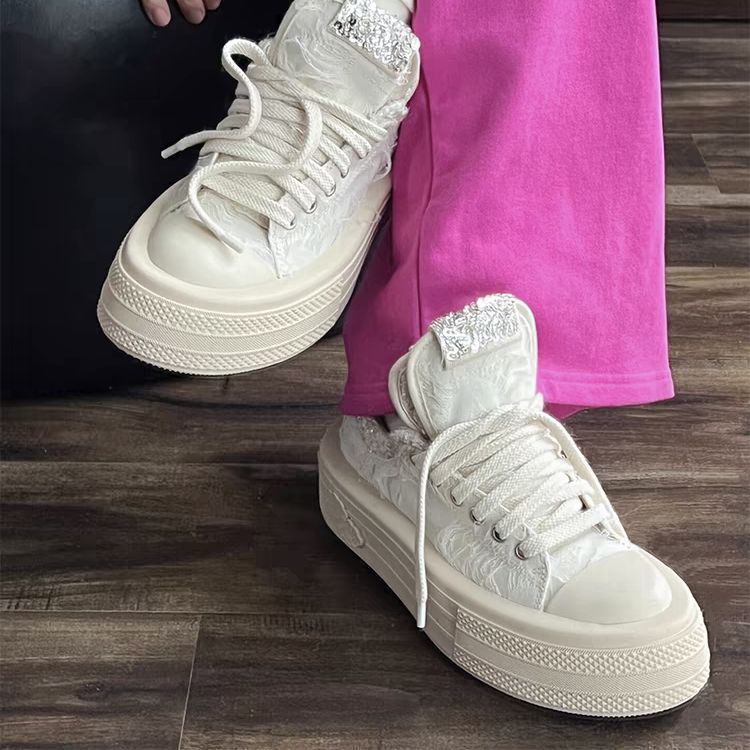 Damen Sneakers mit glitzernden Applikationen und hochgezogenem Plateau EB