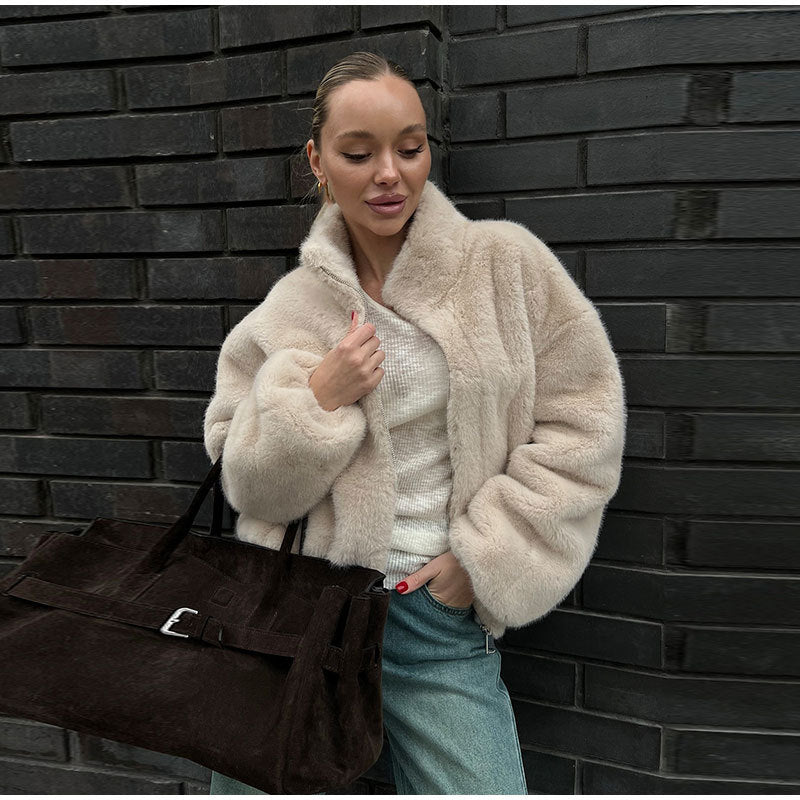 Damen Schockierende Kurzjacke aus luxuriösem Kunstfell EB