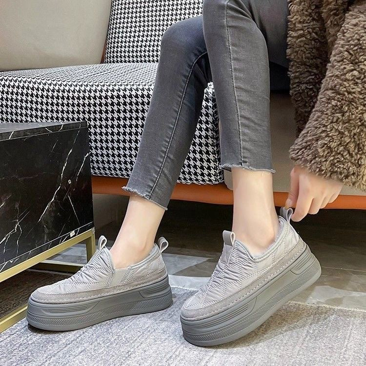 Damen Komfortable Slip-On Sneakers mit dämpfender Sohle und wärmendem Innenfutter EB