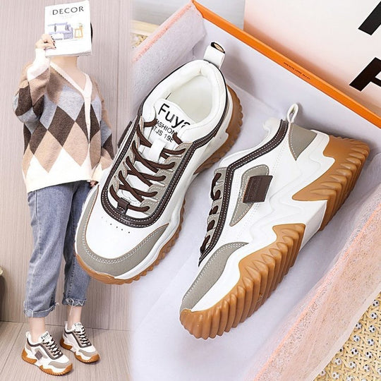 Damen Sportliche Sneakers mit verstärkter Sohle EB