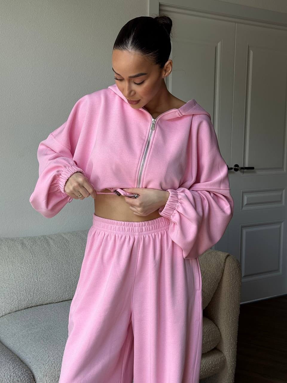Damen Cropped-Zip-Hoodie und weite High-Waist-Loungehose Zweiteiler EB