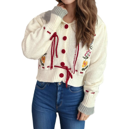 Damen Strickjacke mit floralen Stickereien und dekorativen Knöpfen EB