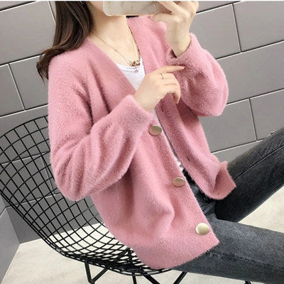 Damen Flauschige Strickjacke mit eleganten Knopfdetails EB