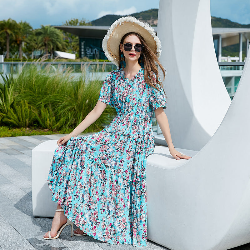 Damen Sommermaxikleid mit verspielt fließendem Schnitt und Blumenmuster EB