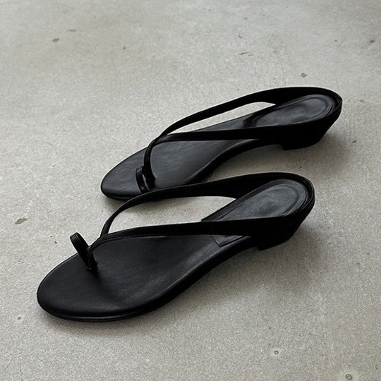 Damen elegante Zehentrenner-Sandaletten mit minimalistischem Design und modischem Riemen EB