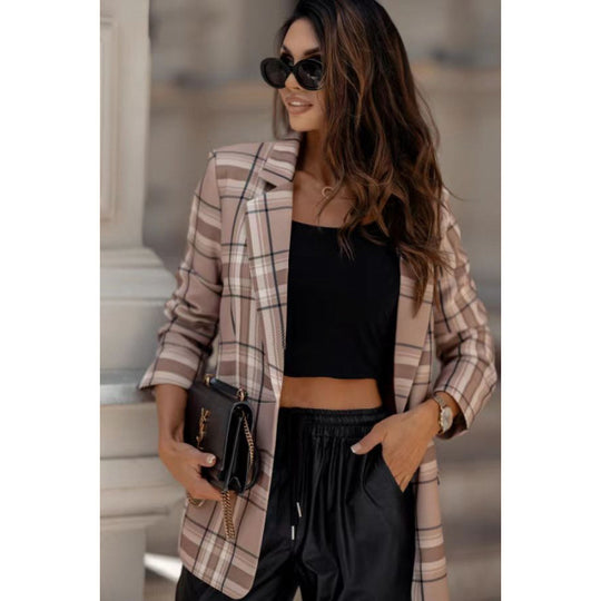 Damen Karoblazer im modernen Oversized-Schnitt mit eleganten Details EB