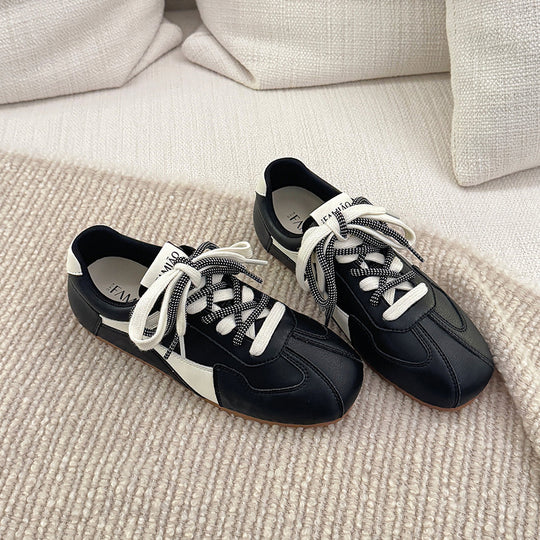 Damen Sportliche Sneakers mit weichem Obermaterial und rutschfester Sohle EB