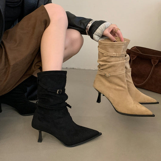Damen elegante Stiefeletten aus süßem Wildleder mit schickem Falten-Design und kitten Absatz EB