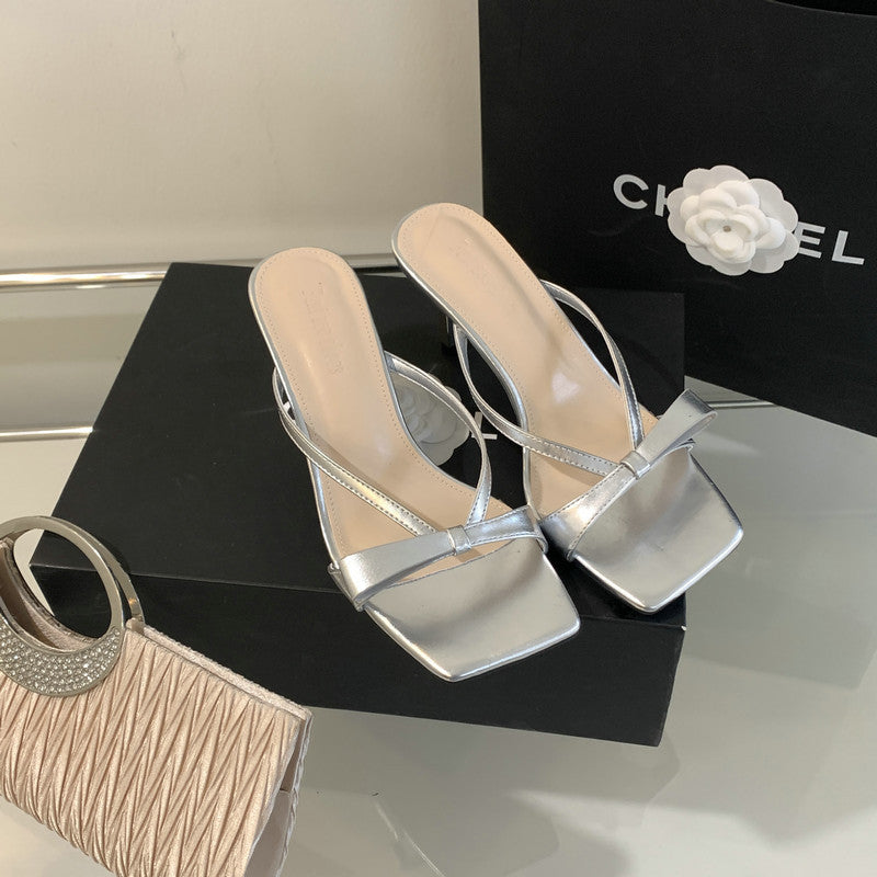 Damen Sling-Sandalen mit schmalen Riemen und eleganter Schleife EB