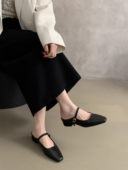 Damen elegante Slip-On Pantoletten mit verstellbarem Riemchen und komfortablem Fußbett EB